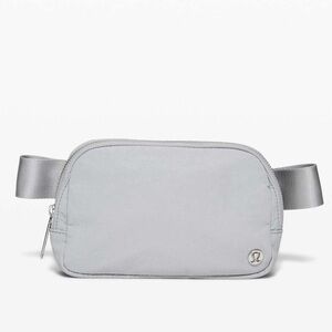 Lululemon Everywhere Belt Bag